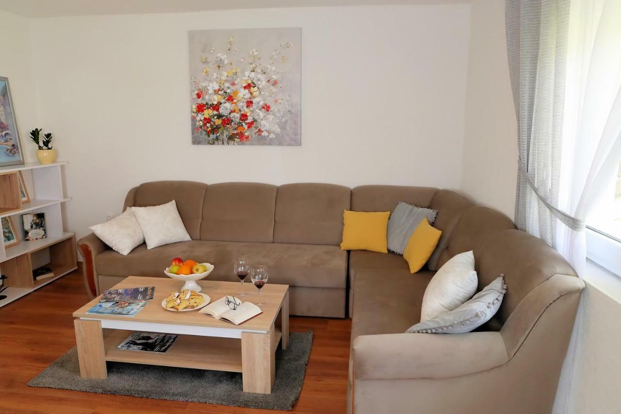 Apartman Sofia Otočac Extérieur photo